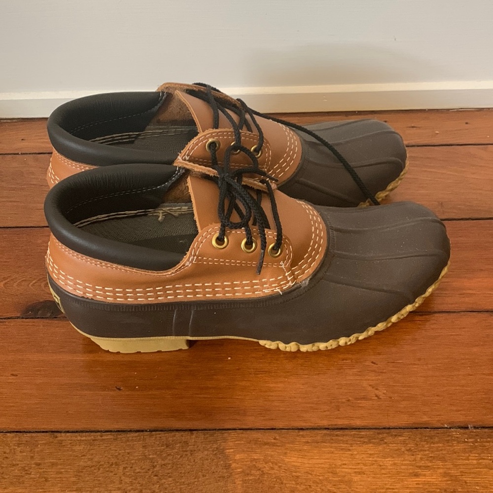 L.L Bean Size 7M Brown Rain Snow Gumshoe Bean Boots
